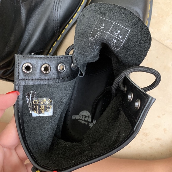 WORN ONCE!! Dr. Martens.